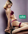 femme_wallpaper800x600.jpg (21909 bytes)