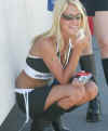 27042003Paddockgirl1.jpg (41927 bytes)